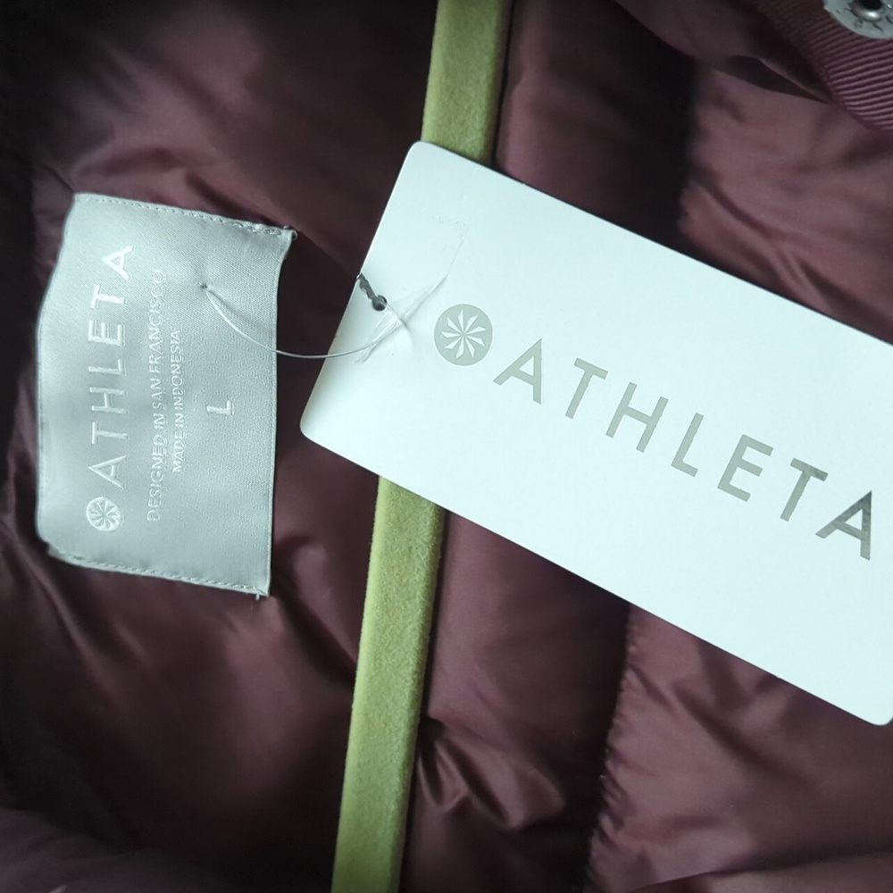 NWT! ~ATHLETA~ BURGUNDY HAVEN DOWN PUFFER VEST-L - Picture 14 of 15